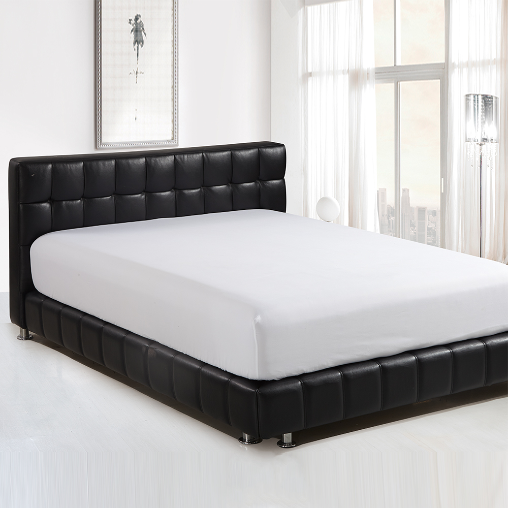 Người bảo vệ tấm được trang bị quilted màu trắng